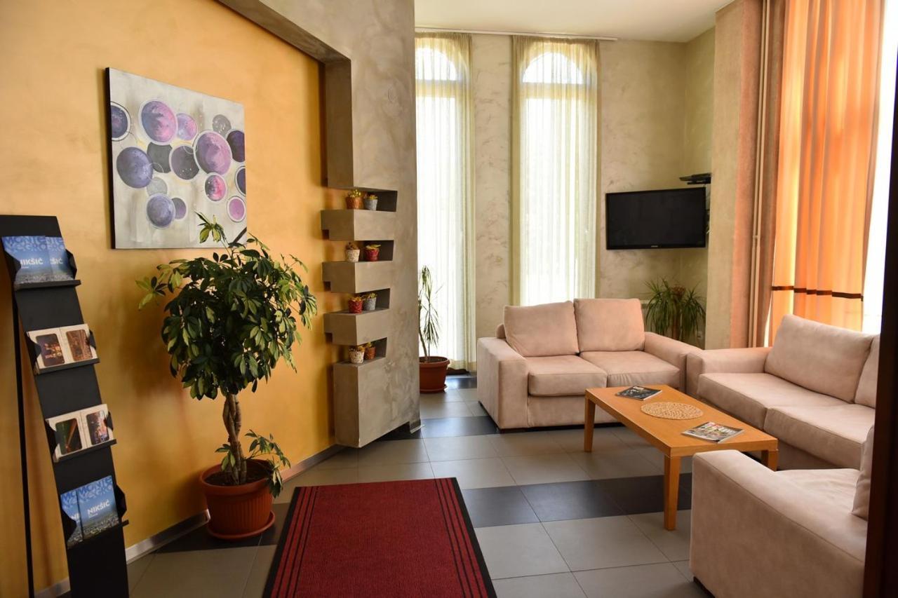 Hotel Vukov Most Nikšić Extérieur photo